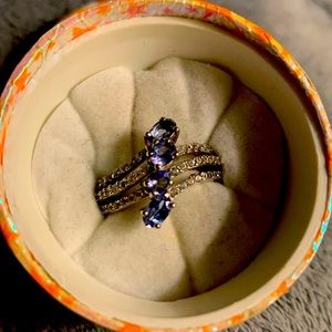 Genuine tanzanite and zircon ring 925